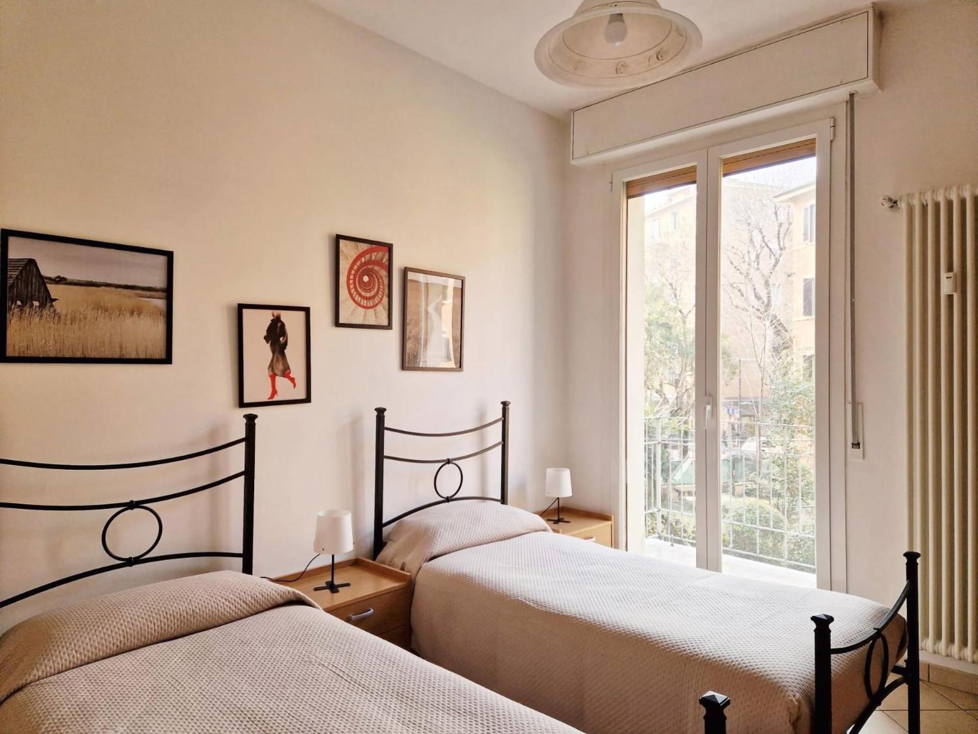 Homeserra 2 Bologna Luaran gambar