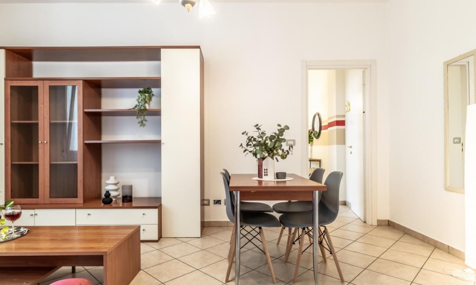 Homeserra 2 Bologna Luaran gambar